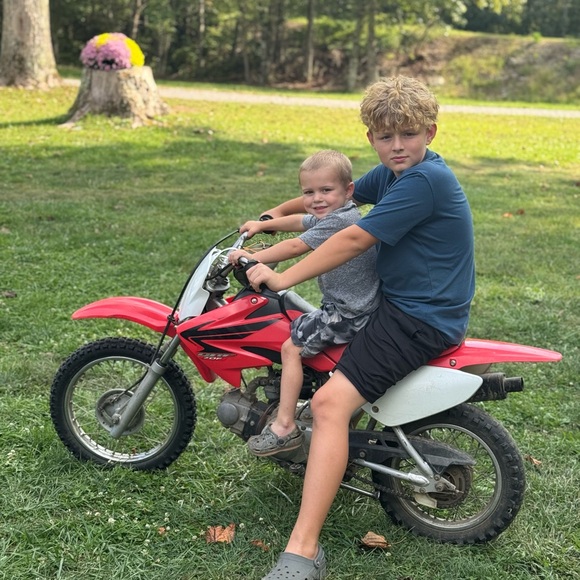 Meet your Posher, Chelsea Leigh - Picture 14 of 16